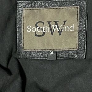 South wind leather coat